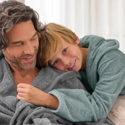 Kinder MÖVE Kinder-Superwuschel Bademantel mit Kapuze grün(tea)